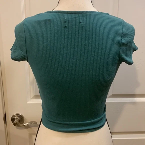 Ribbed Turquoise Top - Picture 3 of 7